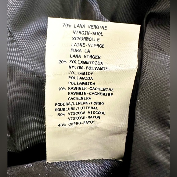 Giorgio Armani Women's Collezioni Checkered Plaid Gray Blazer - Picture 9 of 10